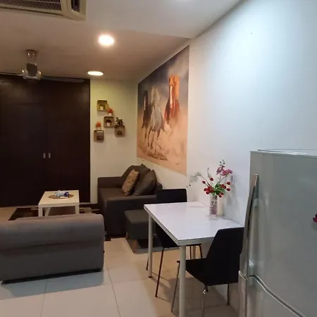 One Maxim Residence At Taragon Kuala Lumpur Exterior photo