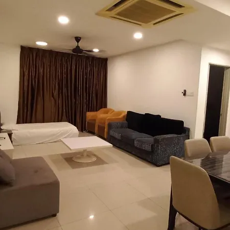 One Maxim Residence At Taragon Kuala Lumpur Exterior photo