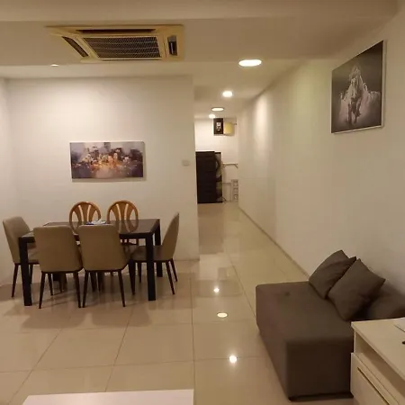 One Maxim Residence At Taragon Kuala Lumpur Exterior photo