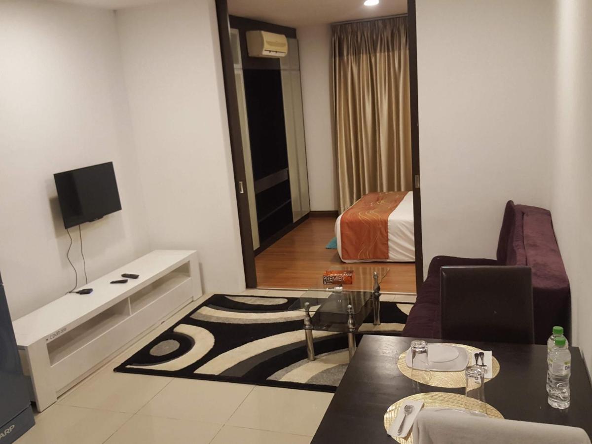Apartment One Maxim At Taragon