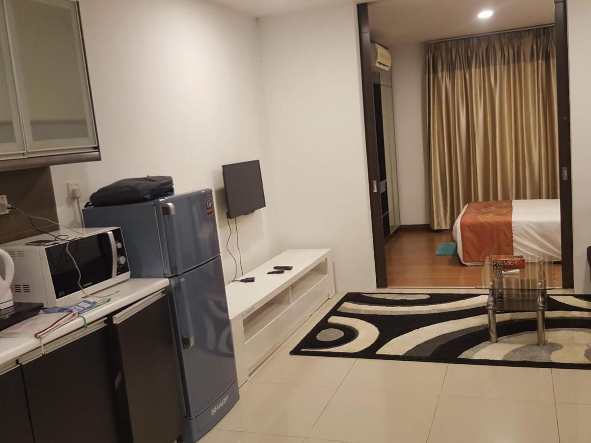 One Maxim At Taragon Apartment *