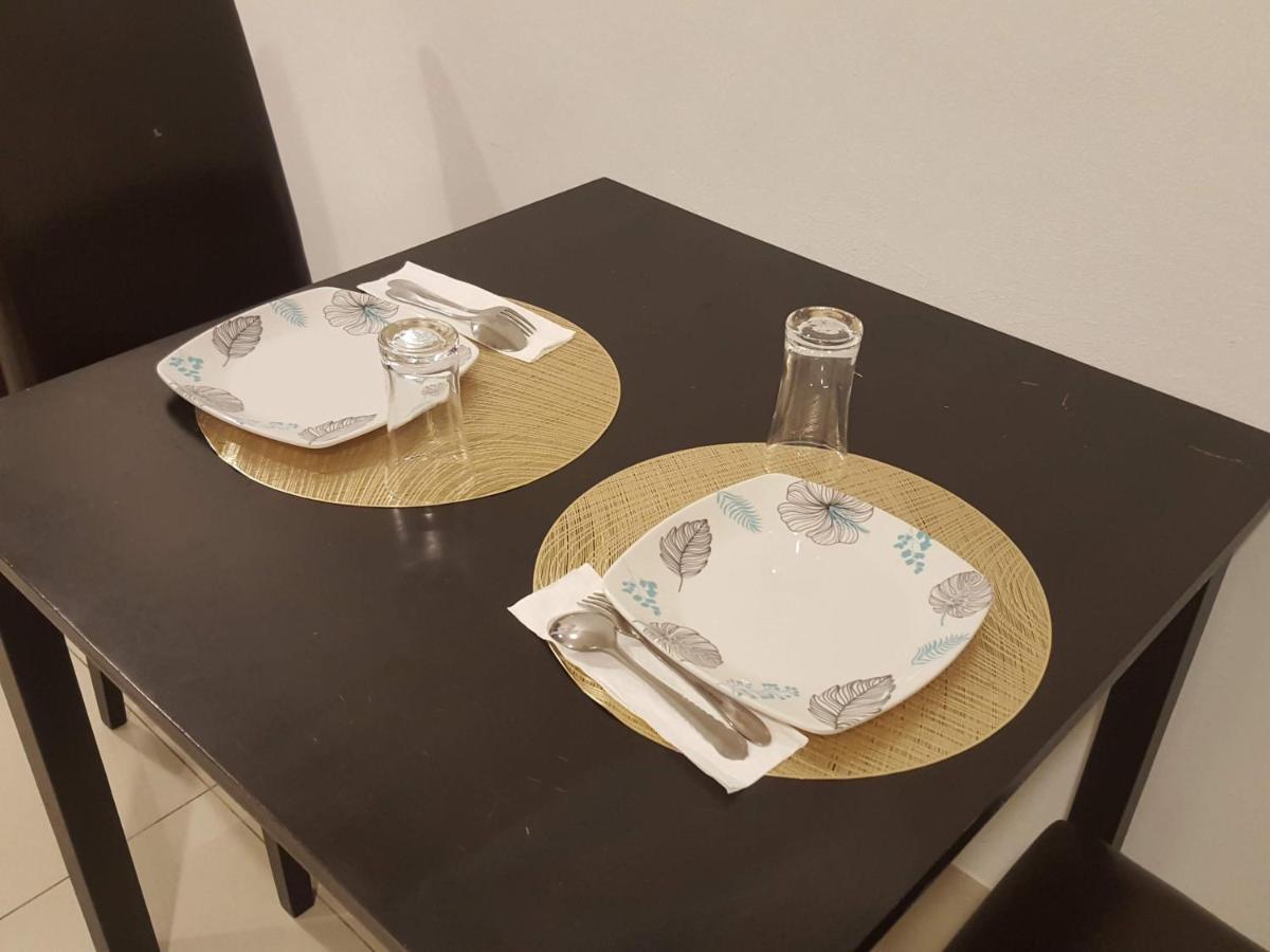 Apartment One Maxim At Taragon *