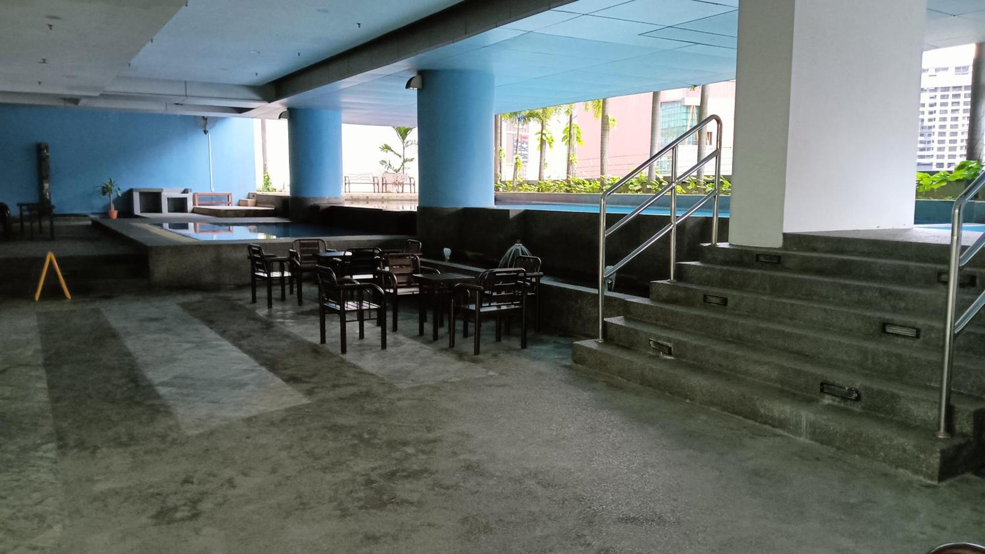 Apartment One Maxim At Taragon