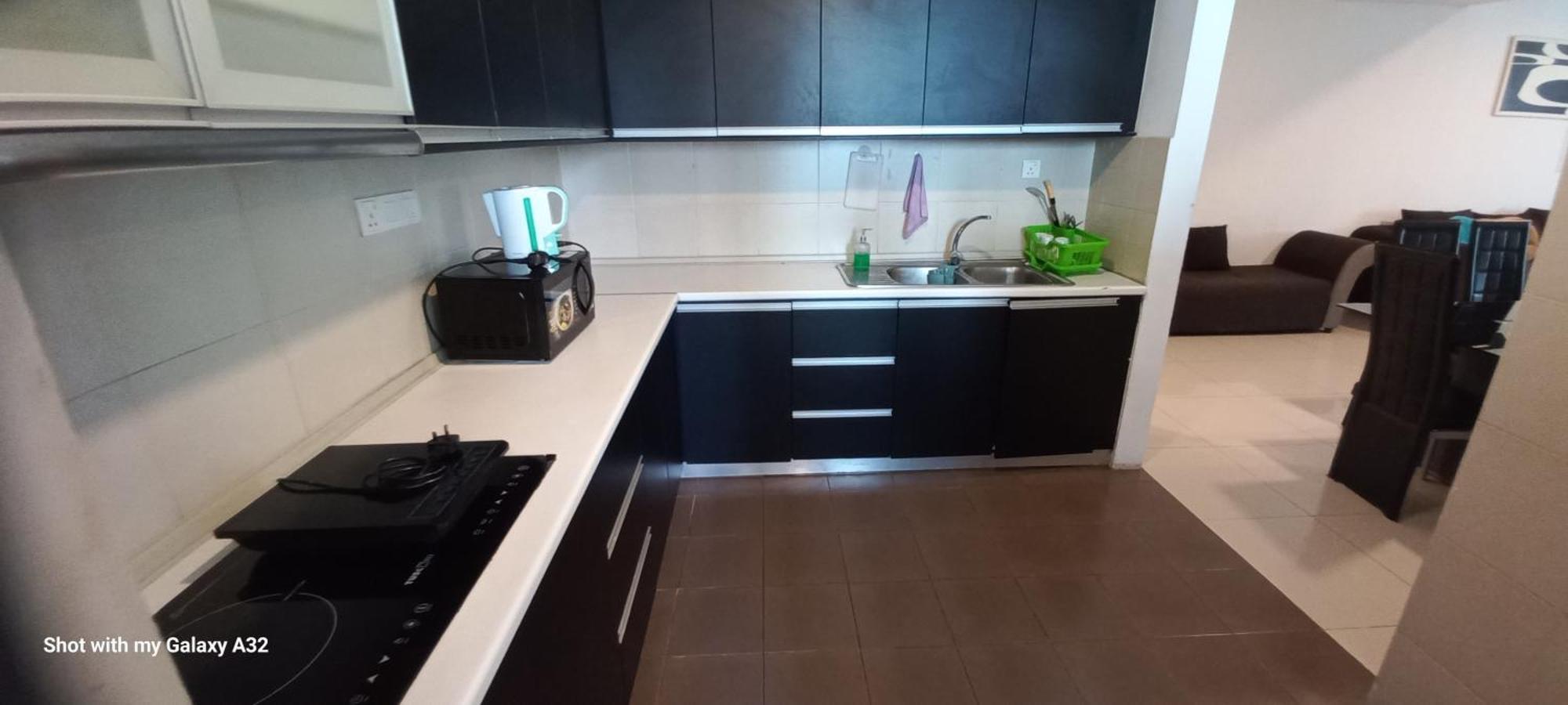 Apartment One Maxim At Taragon